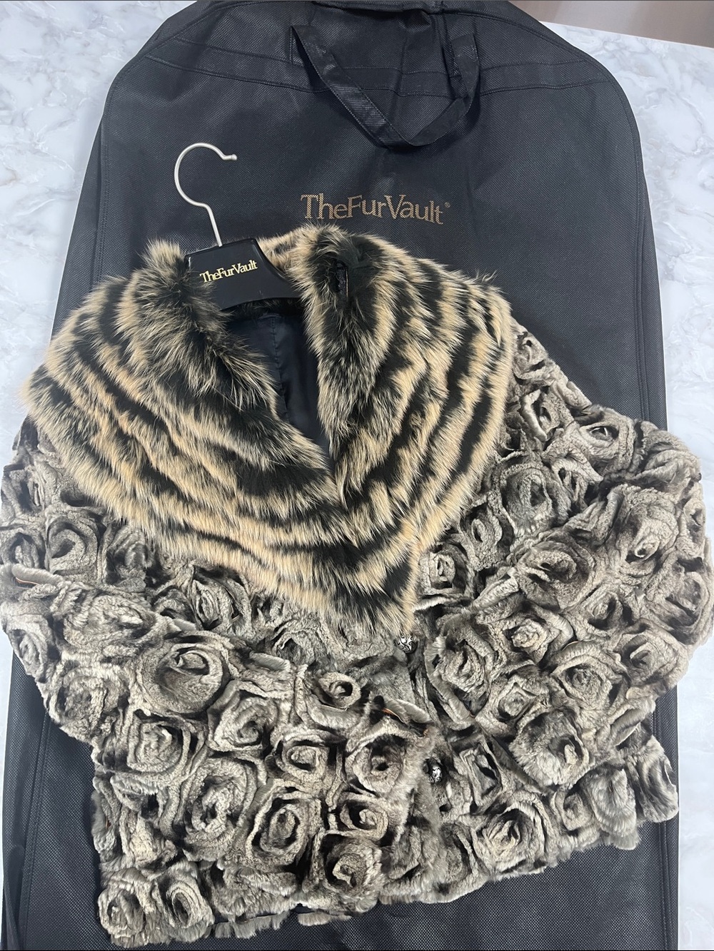 TheFurVault Women's Gray Rose-Textured Fur Coat with Striped Fur Collar